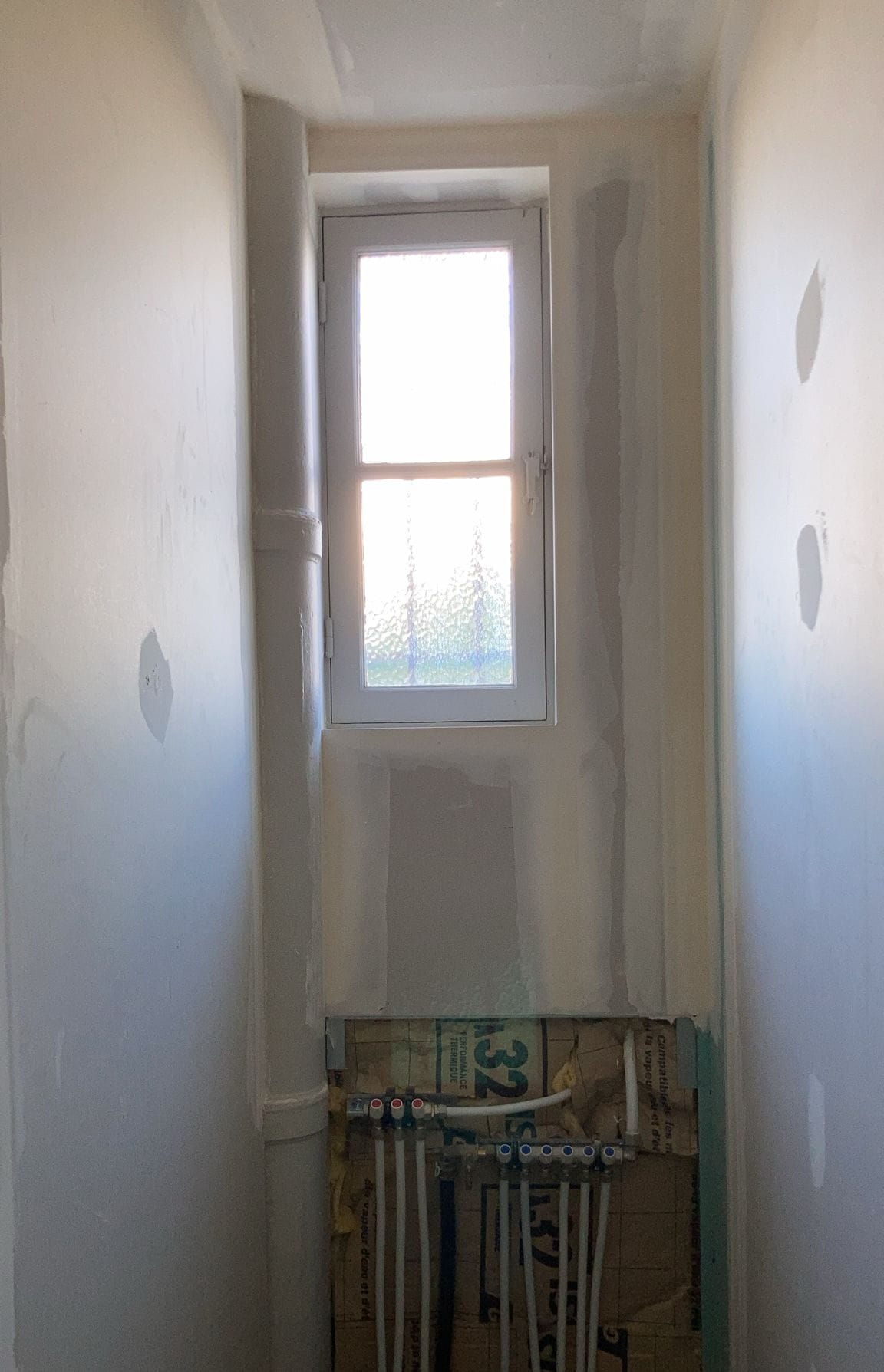 Avant — état initial du sanitaire